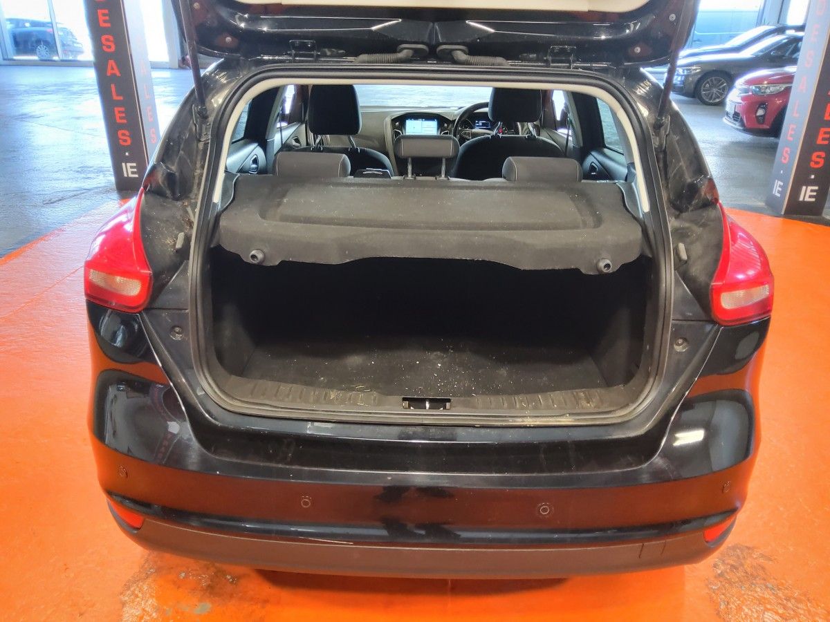Ford Focus 1.5 TDCi 120PS Zetec PowerShift