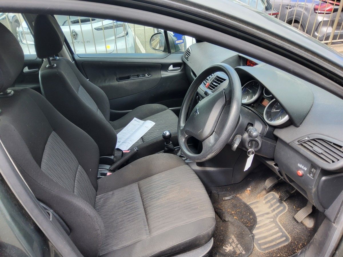 Peugeot 207 1.4 HDI 70 bhp ACCESS