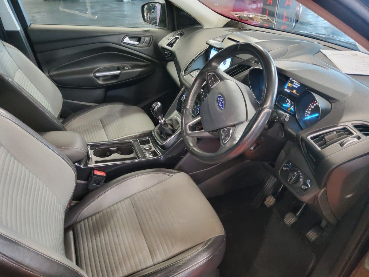 Ford Kuga 1.5TDCi 120PS FWD Titanium