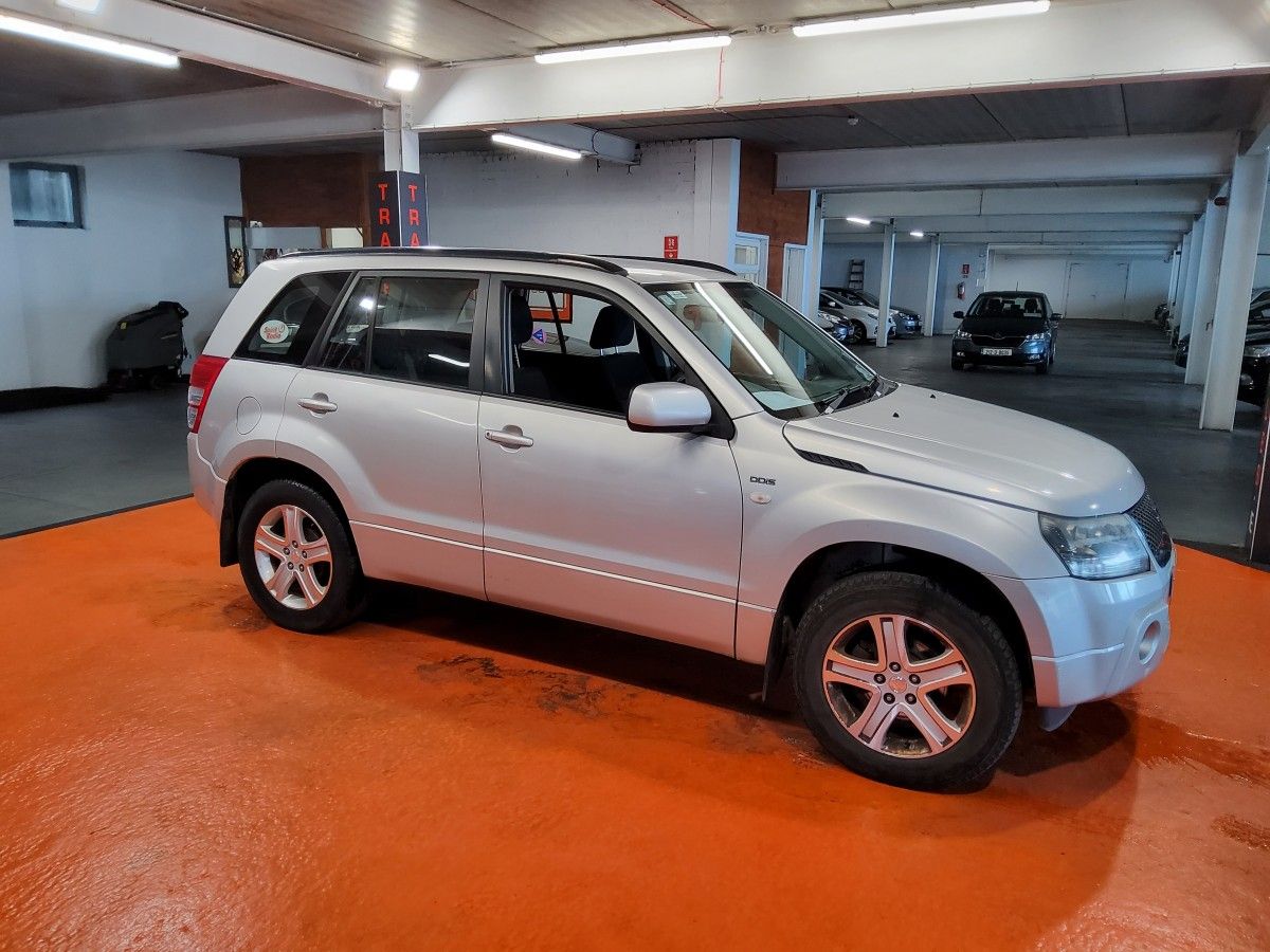 Suzuki Grand Vitara 1.9 TD
