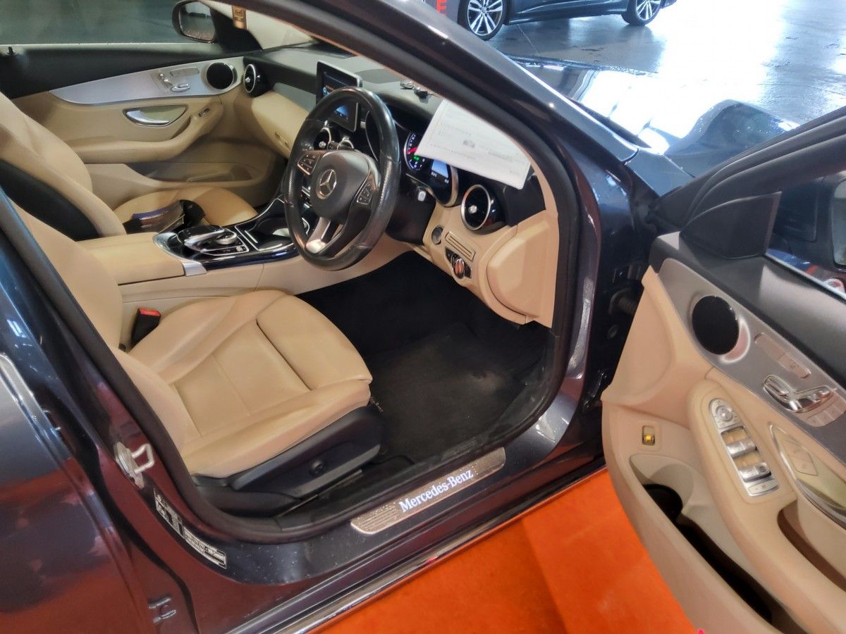 Mercedes-Benz C-Class C 220 BLUETEC