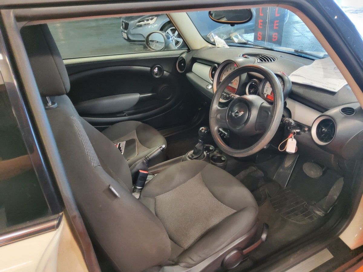 MINI Cooper 1.6 COOPER AUTO