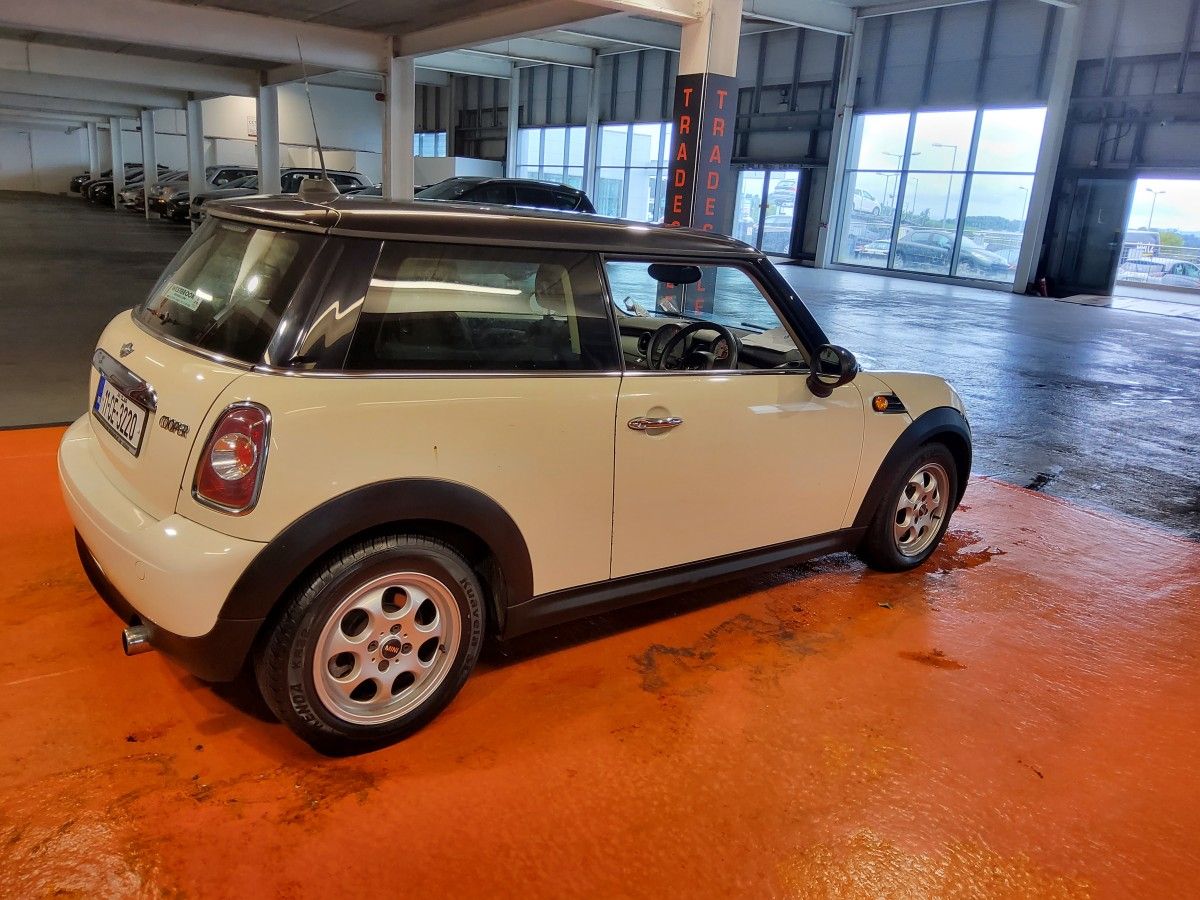 MINI Cooper 1.6 COOPER AUTO