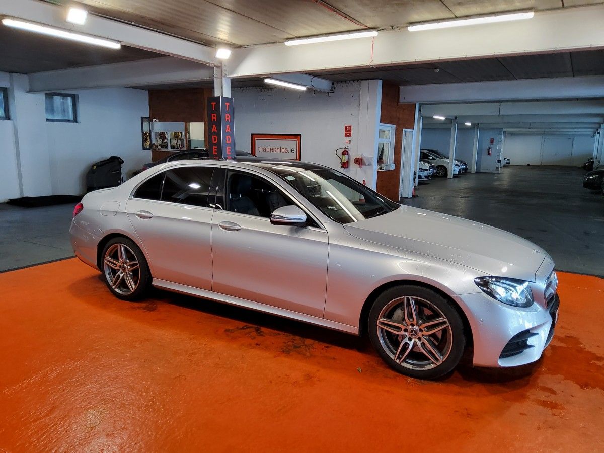 Mercedes-Benz E-Class E 220 D AMG LINE A/T