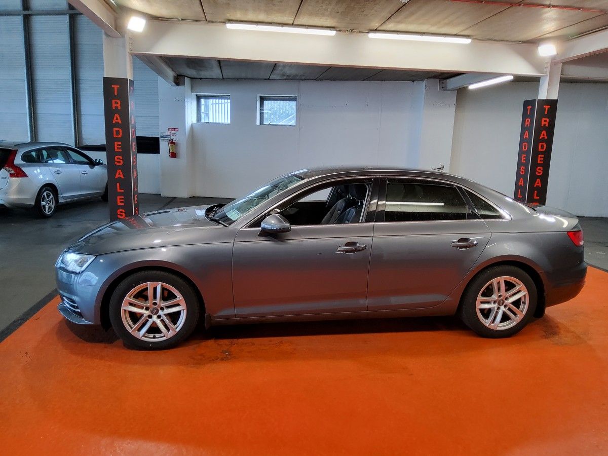 Audi A4 2.0TDI 150HP SE Ultra