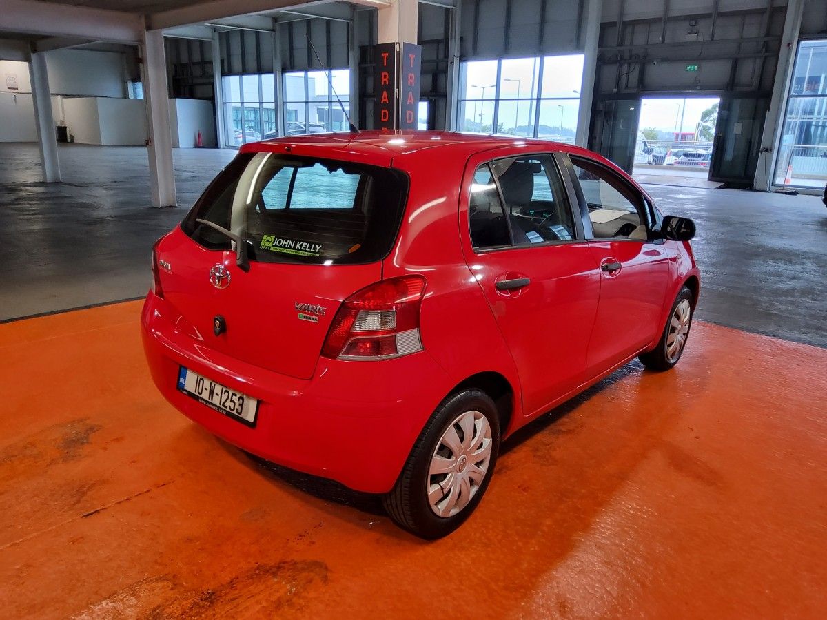 Toyota Yaris 1.0 VVT-i Terra