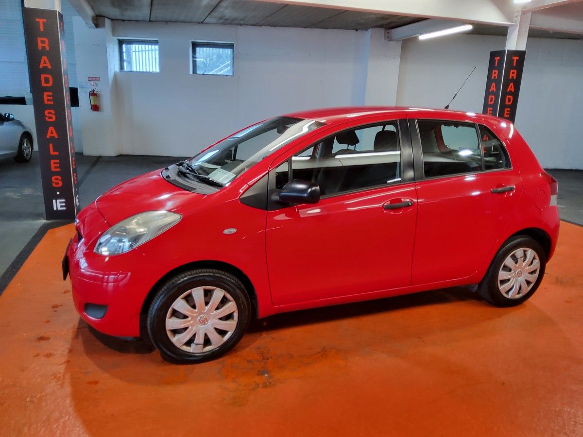 Toyota Yaris 1.0 VVT-i Terra