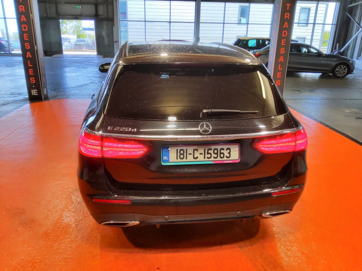 Mercedes-Benz E-Class E220 AMG D A LINE
