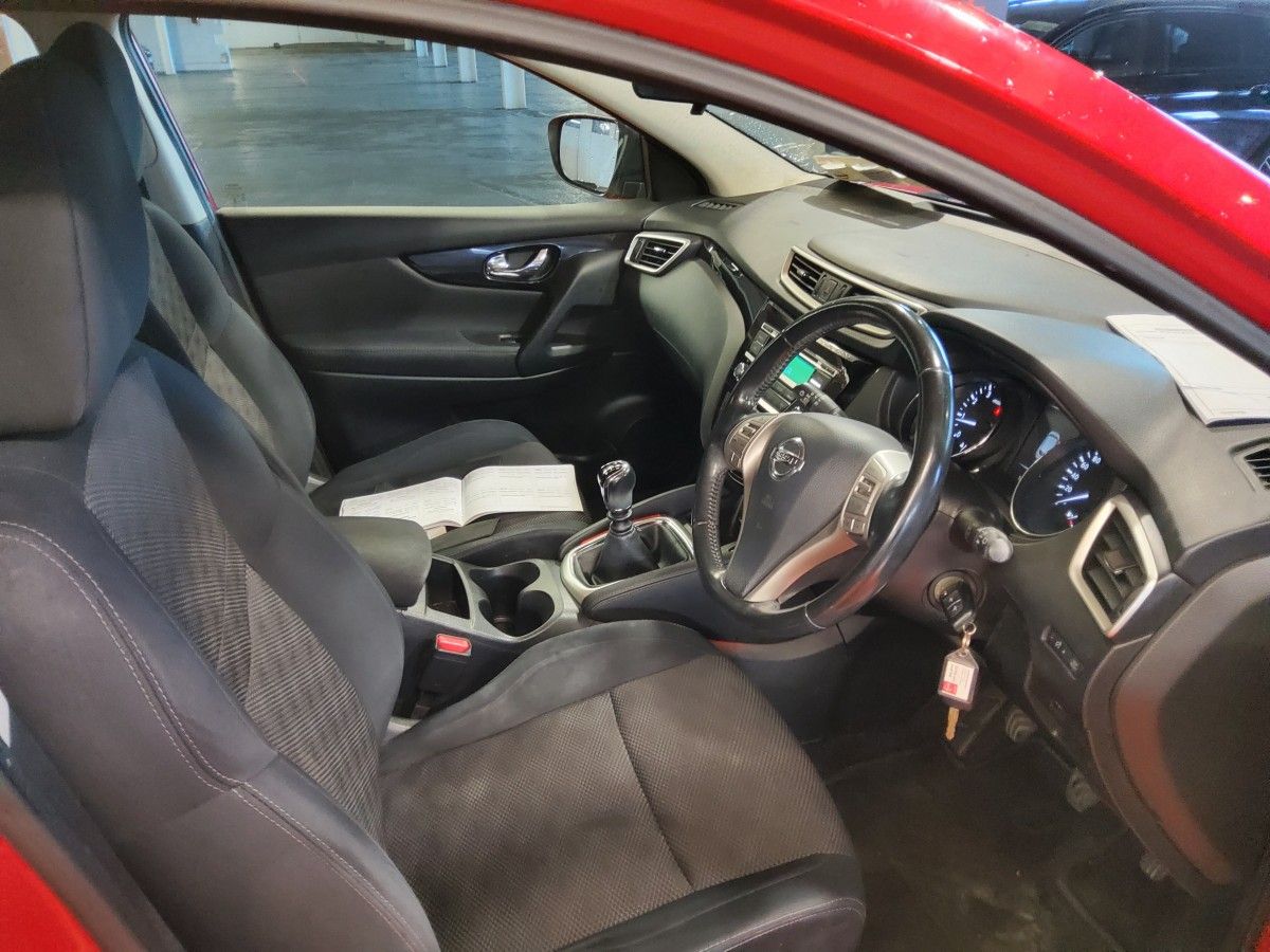 Nissan QASHQAI 1.2 PET SV
