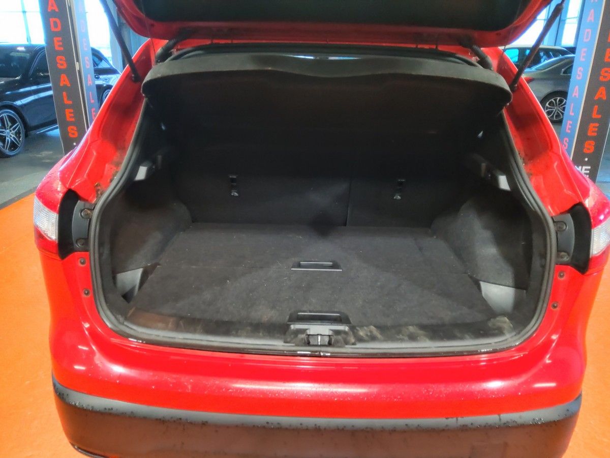 Nissan QASHQAI 1.2 PET SV