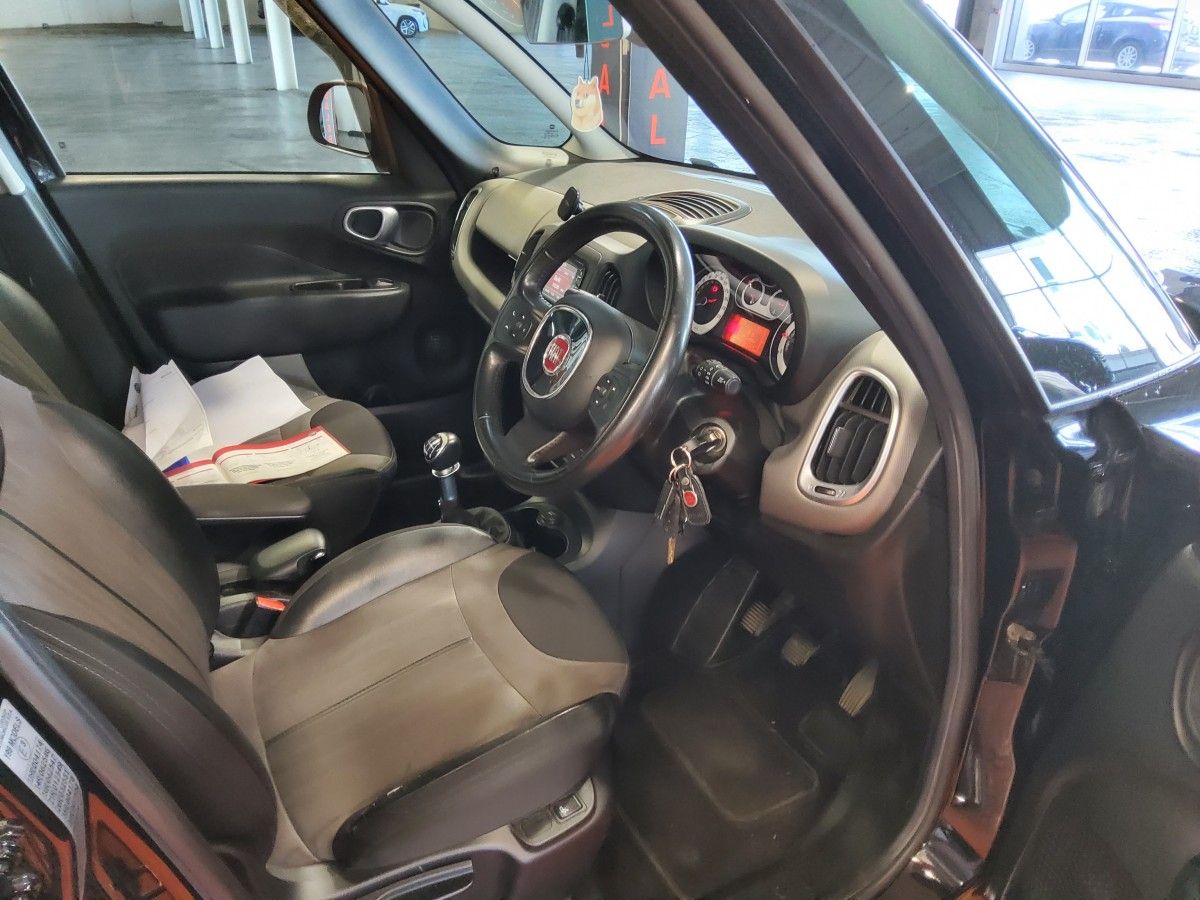 Fiat 500L 1.6 MJET 105 BHP LOUNGE