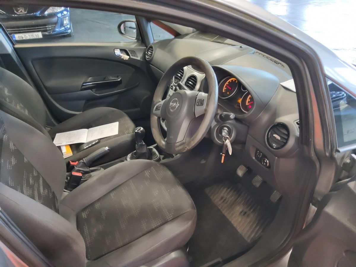Opel Corsa 1.2 16v (85PS) SC S/S