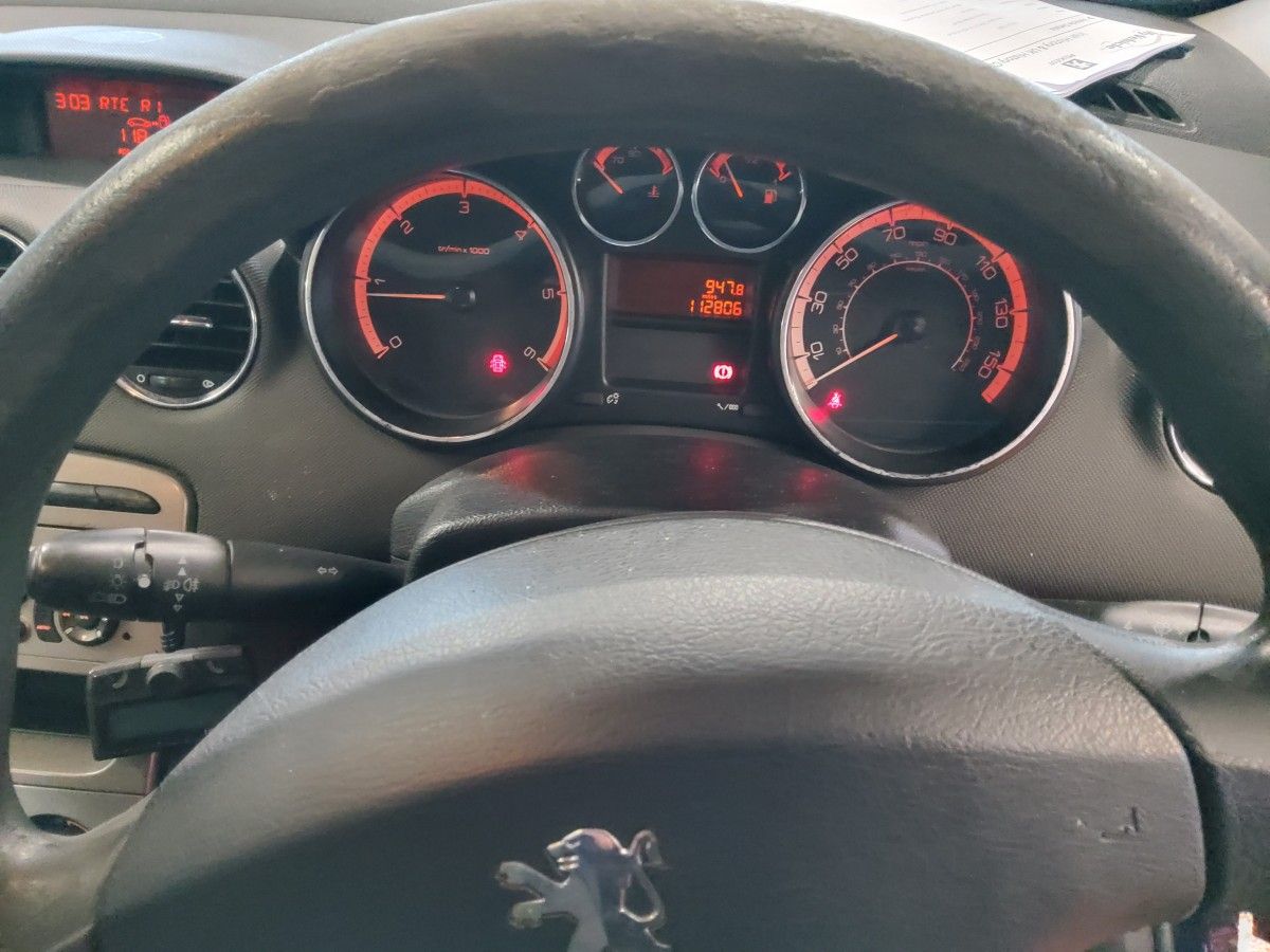 Peugeot 308 1.6 HDI 90 5 dr S