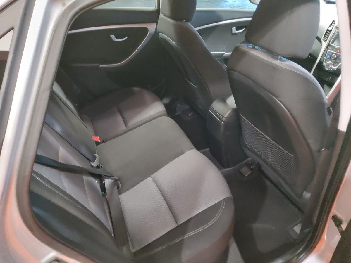 Hyundai i30 1.6 Diesel Deluxe