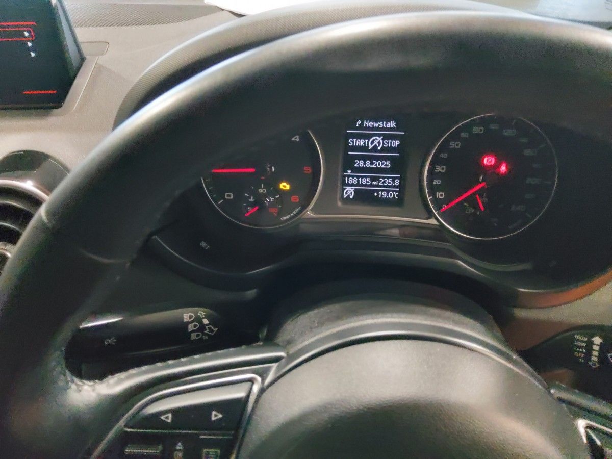 Audi A1 1.4TDI 90HP SE
