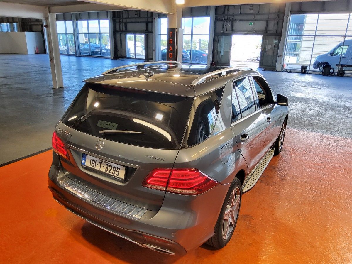 Mercedes-Benz GLE GLE 250 D AMG SPORT 4Matic