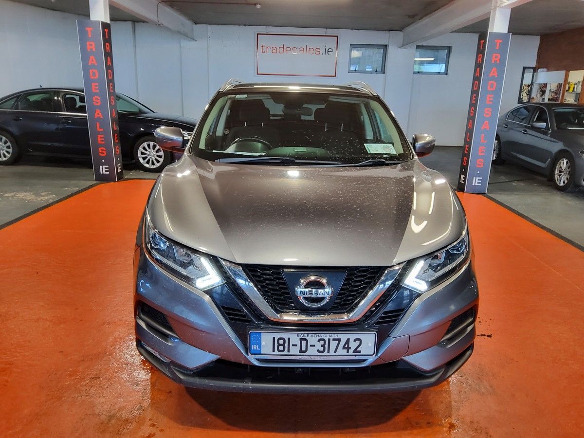 Nissan QASHQAI 1.2 PET SV CVT