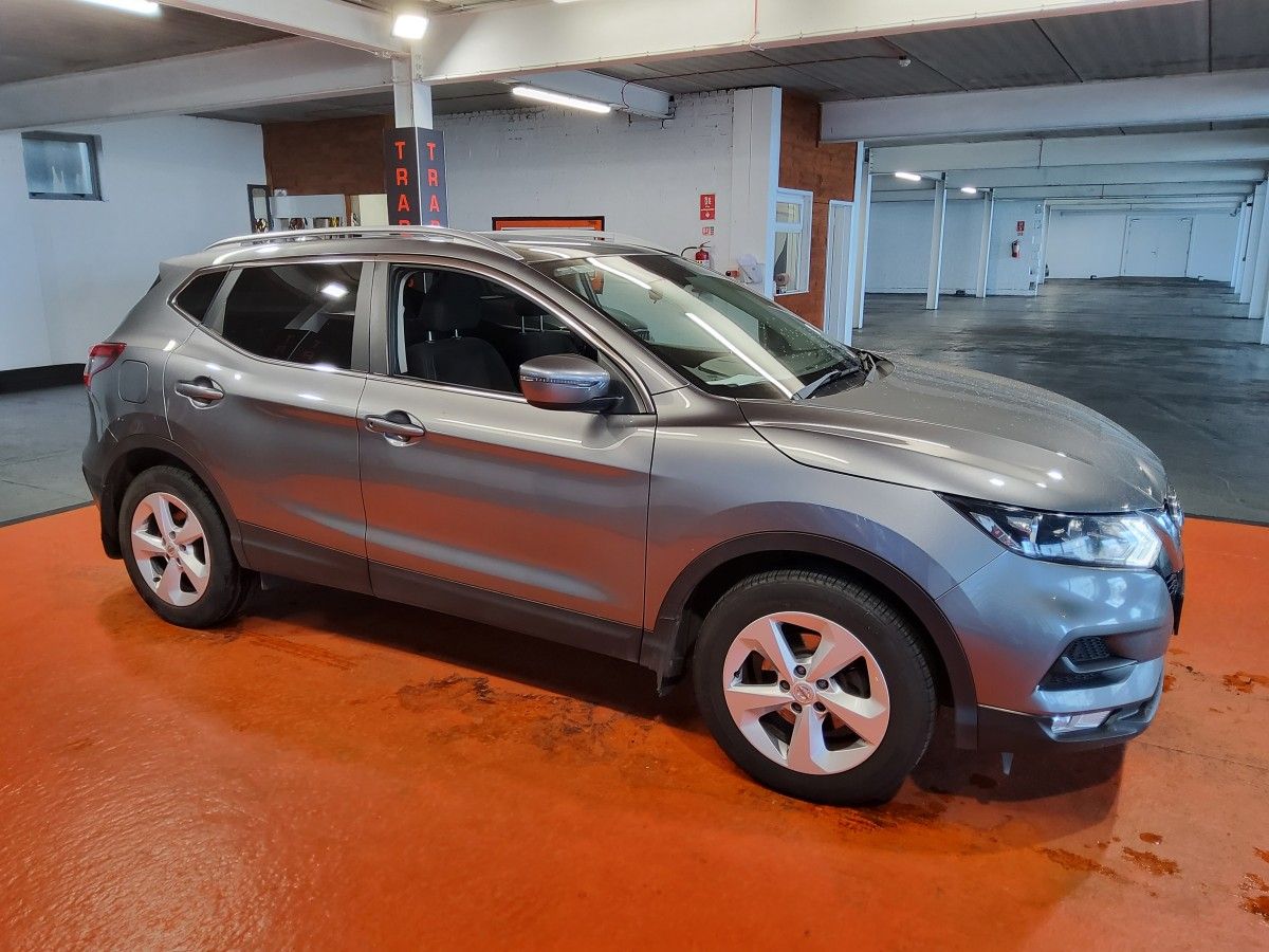 Nissan QASHQAI 1.2 PET SV CVT