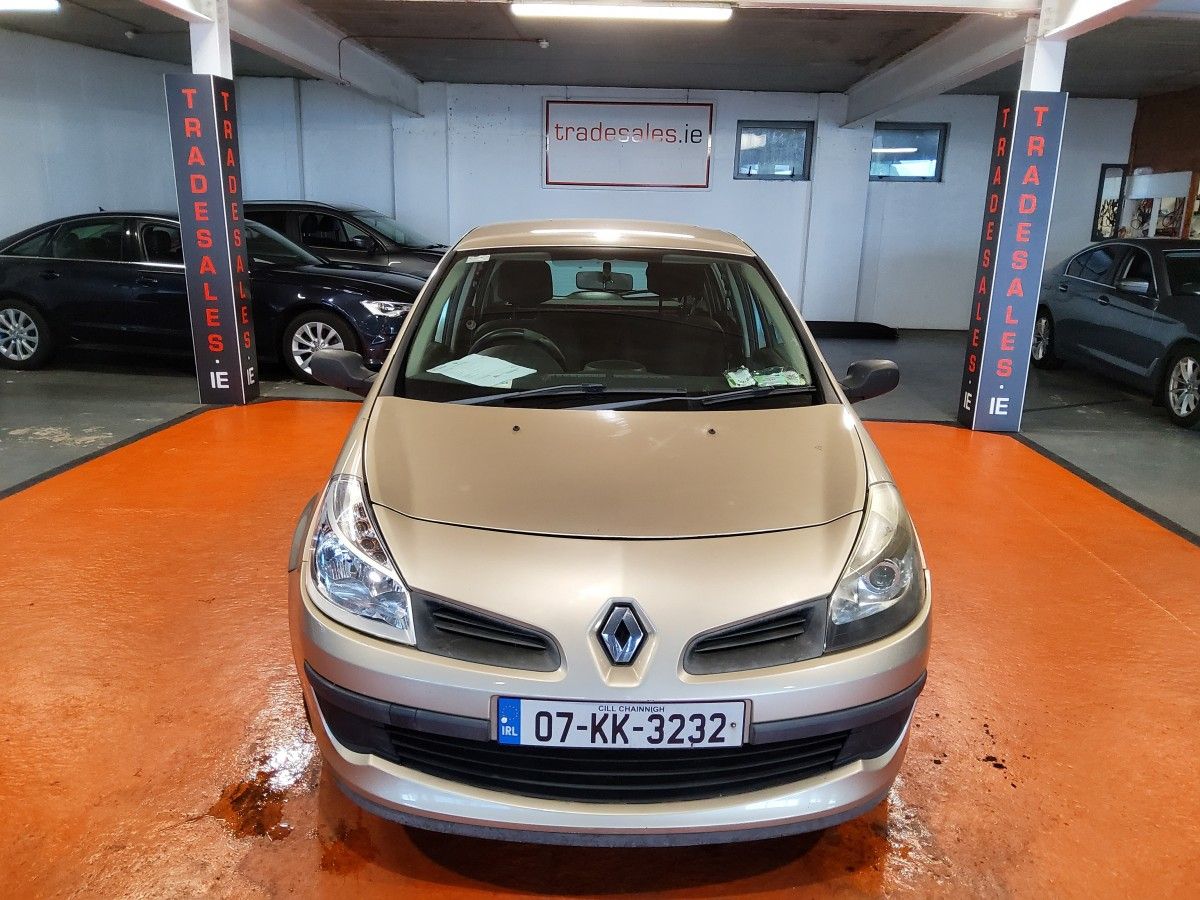 Renault Clio 1.2 16V AUTHENTIQUE