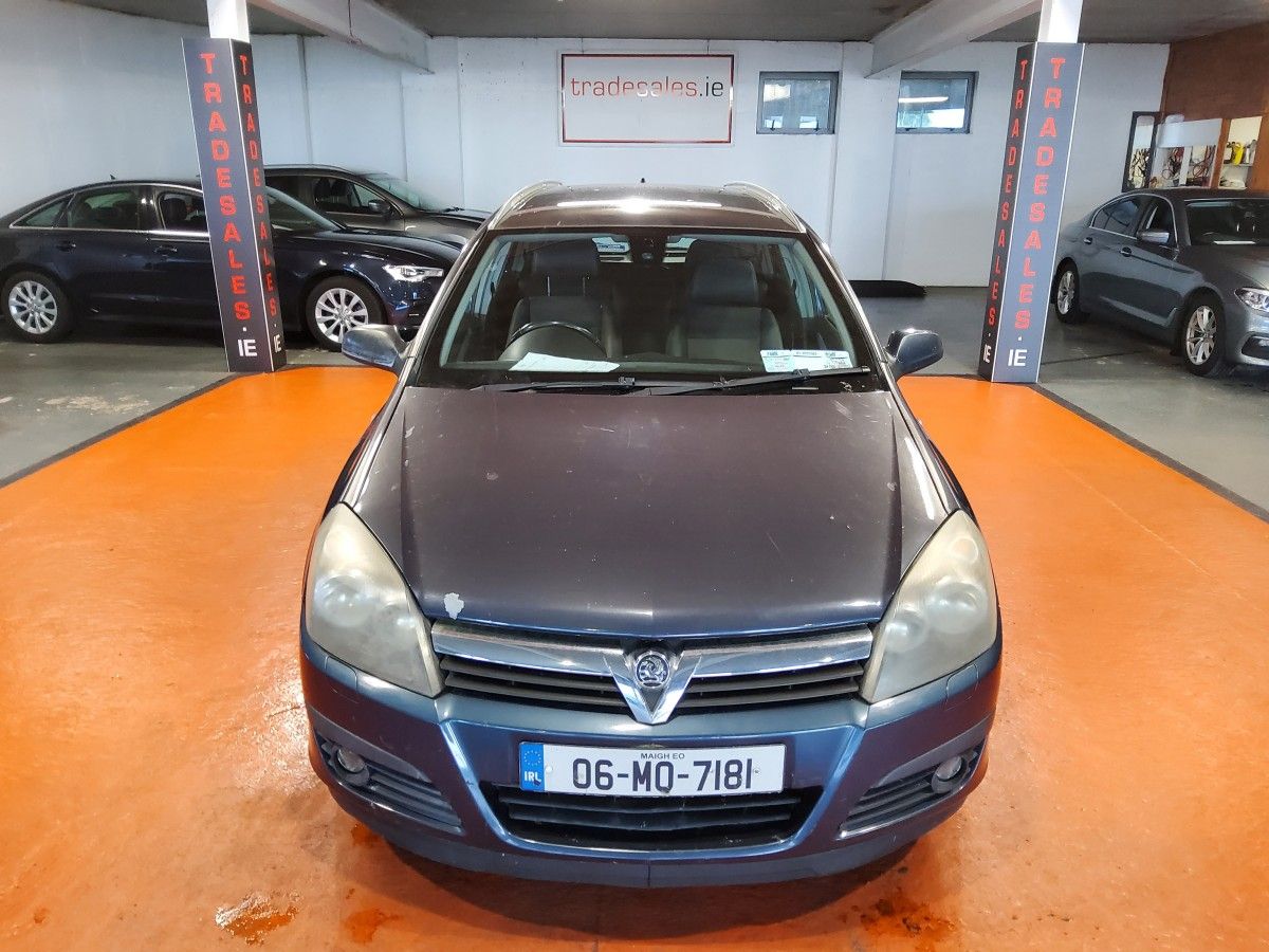 Vauxhall Astra ASTRA 1.8      DESIGN 5 DR AUT