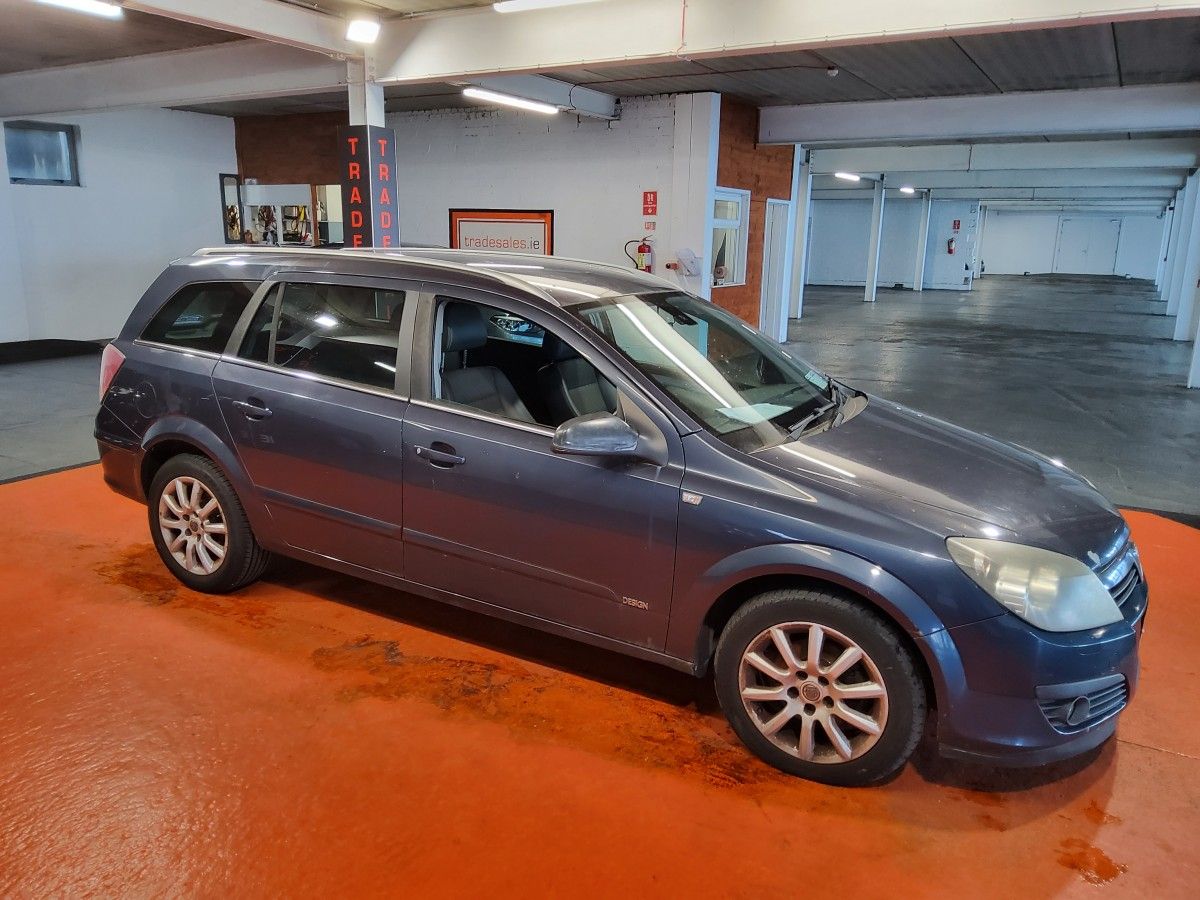 Vauxhall Astra ASTRA 1.8      DESIGN 5 DR AUT
