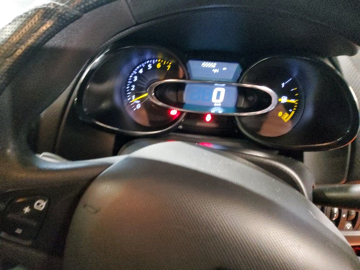 Renault Clio 1.2 16V 75 EXPRESSION