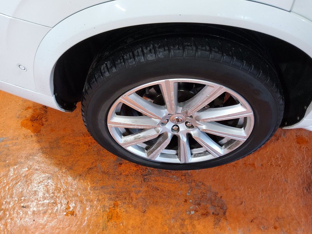 Volvo XC90 D5 (235hp) AWD Inscription Geartronic