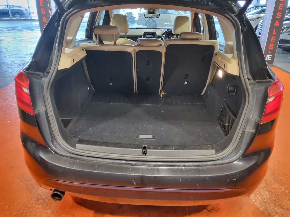 BMW 2 Series 218d SE Auto
