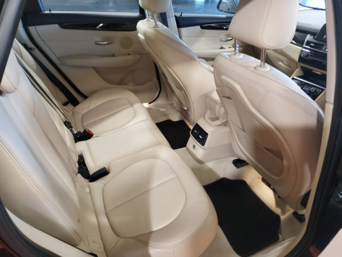 BMW 2 Series 218d SE Auto