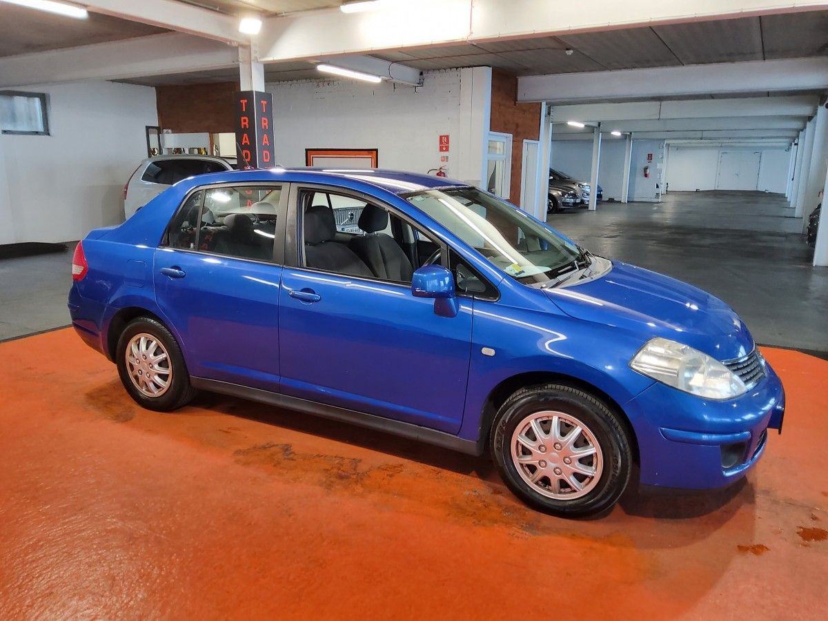 Nissan Tiida 1.6 SE