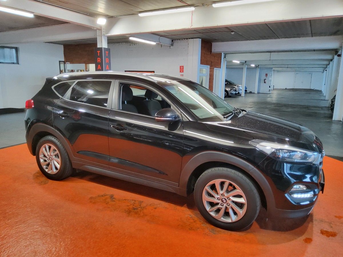 Hyundai Tucson SE 2.0 CRDI 2WD NAV Bd