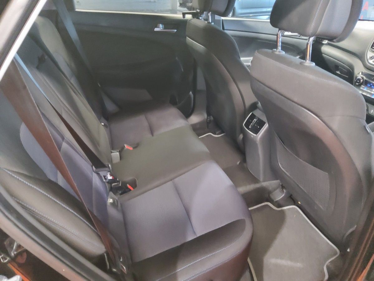 Hyundai Tucson SE 2.0 CRDI 2WD NAV Bd