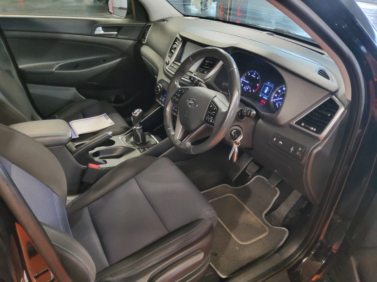 Hyundai Tucson SE 2.0 CRDI 2WD NAV Bd