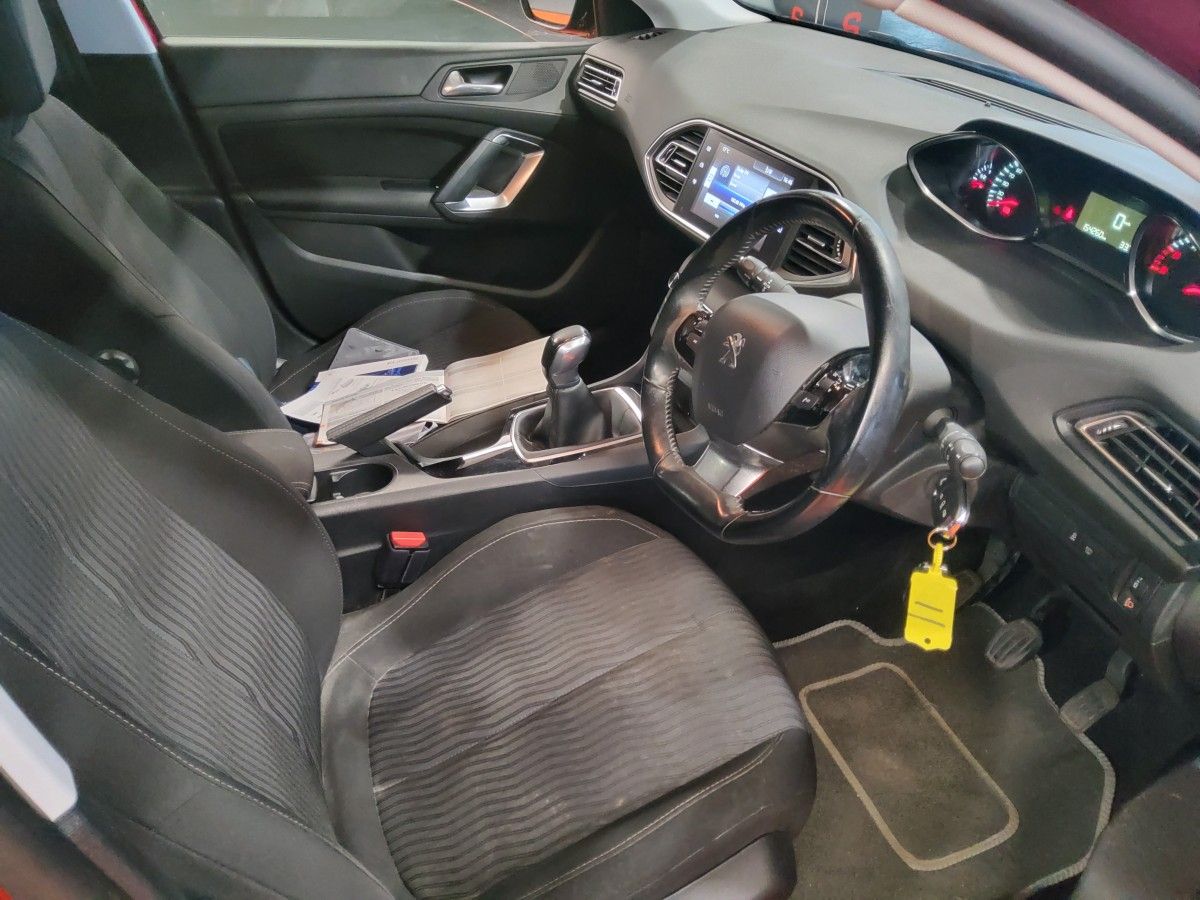 Peugeot 308 1.6 BLUE HDI 100bhp Active Addvantage