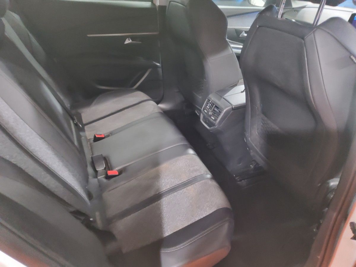 Peugeot 3008 1.6 BlueHDi 120bhp Allure