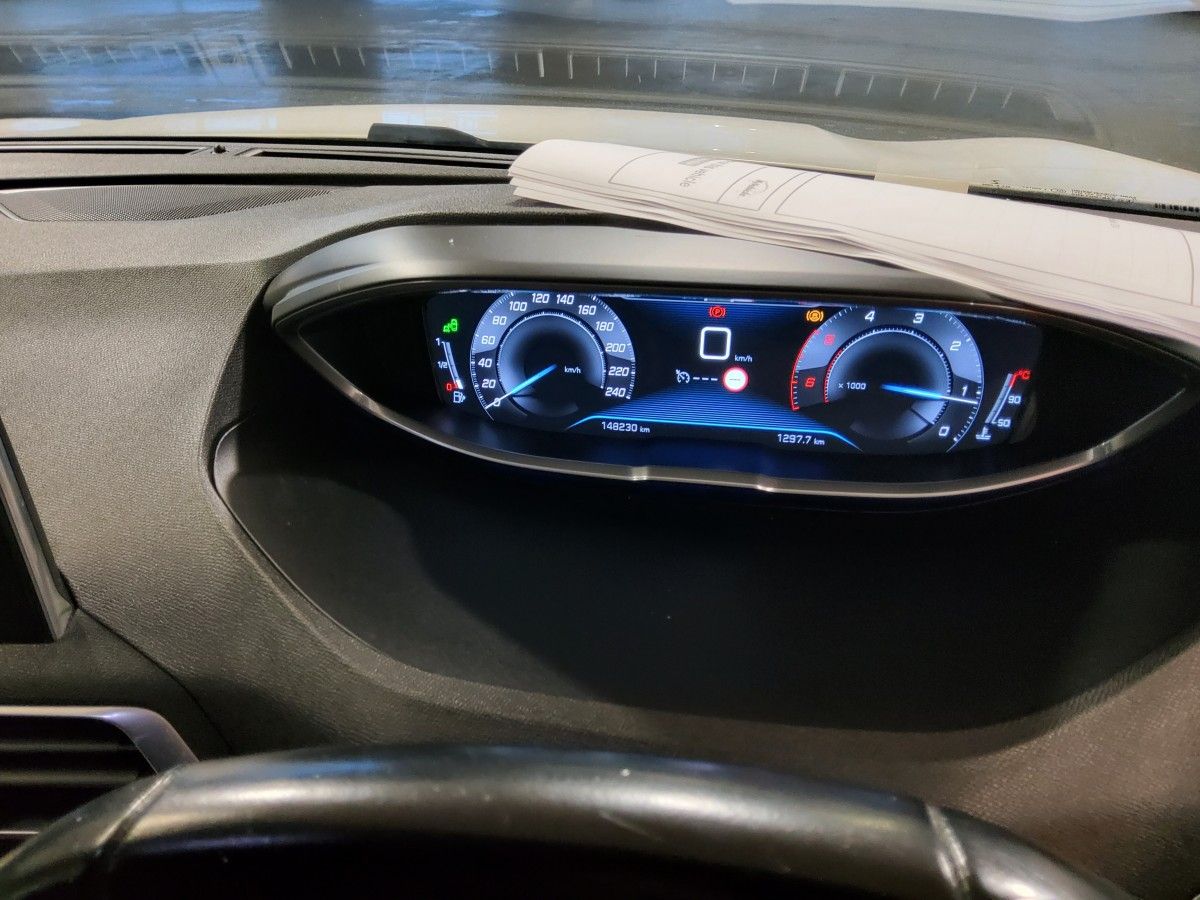 Peugeot 3008 1.6 BlueHDi 120bhp Allure