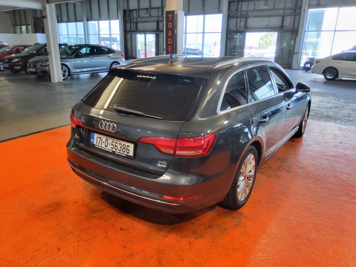 Audi A4 2.0TDI 150HP SE Ultra