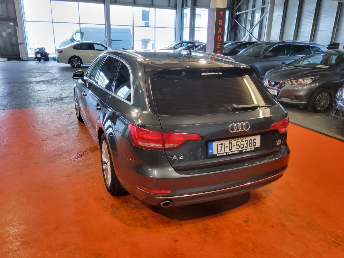 Audi A4 2.0TDI 150HP SE Ultra