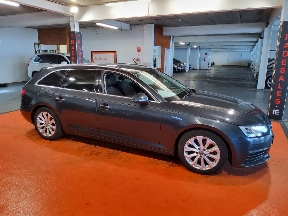 Audi A4 2.0TDI 150HP SE Ultra