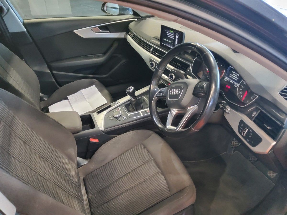 Audi A4 2.0TDI 150HP SE Ultra