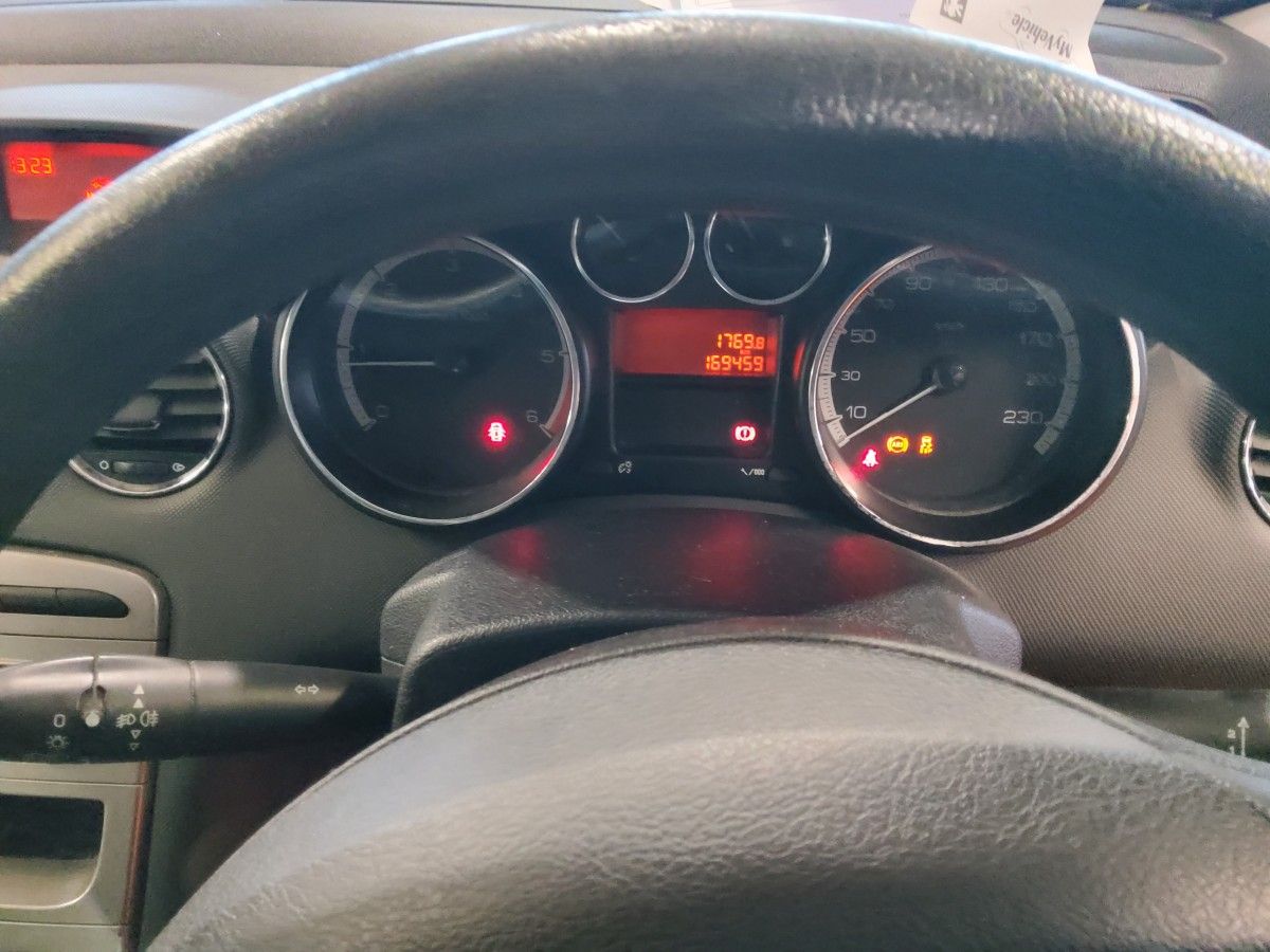 Peugeot 308 1.6 HDI 92BHP 5 dr S