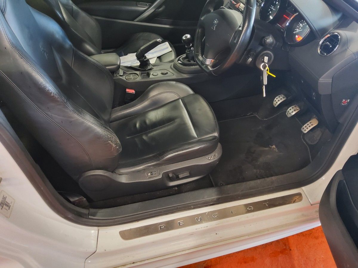 Peugeot RCZ 2.0 HDI 163 bhp Sport