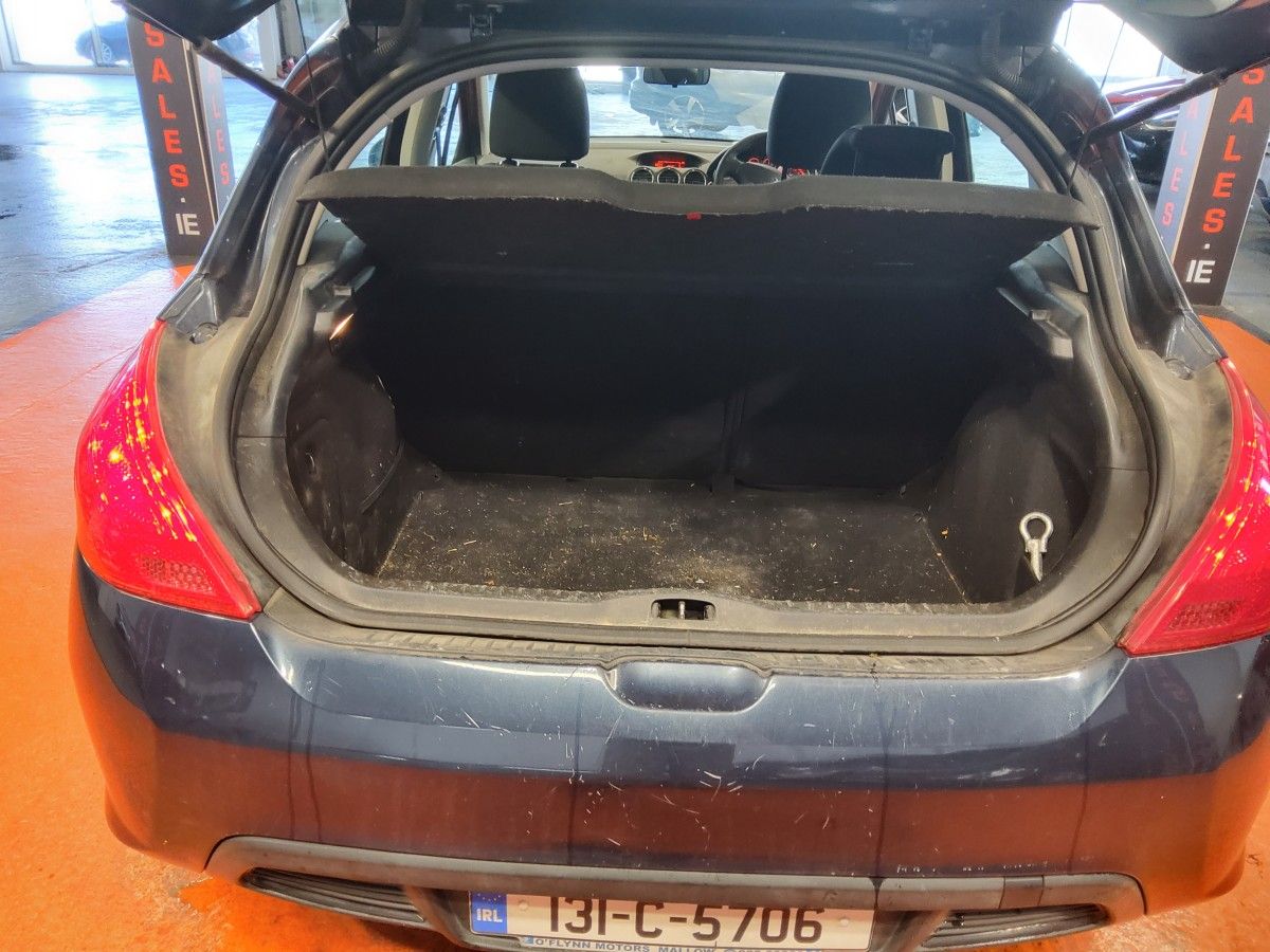 Peugeot 308 1.6 HDI 92BHP 5 dr ACCESS