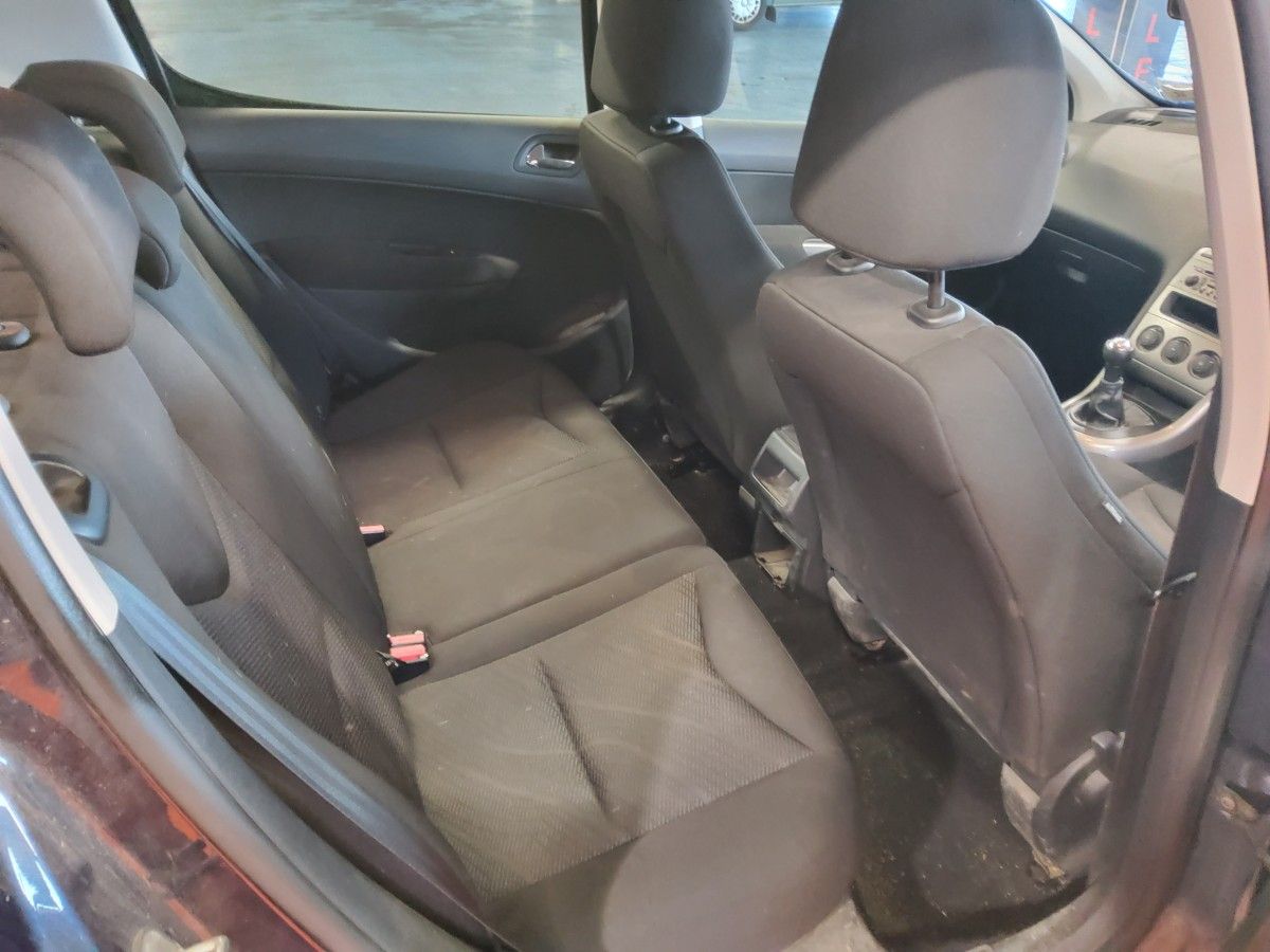 Peugeot 308 1.6 HDI 92BHP 5 dr ACCESS