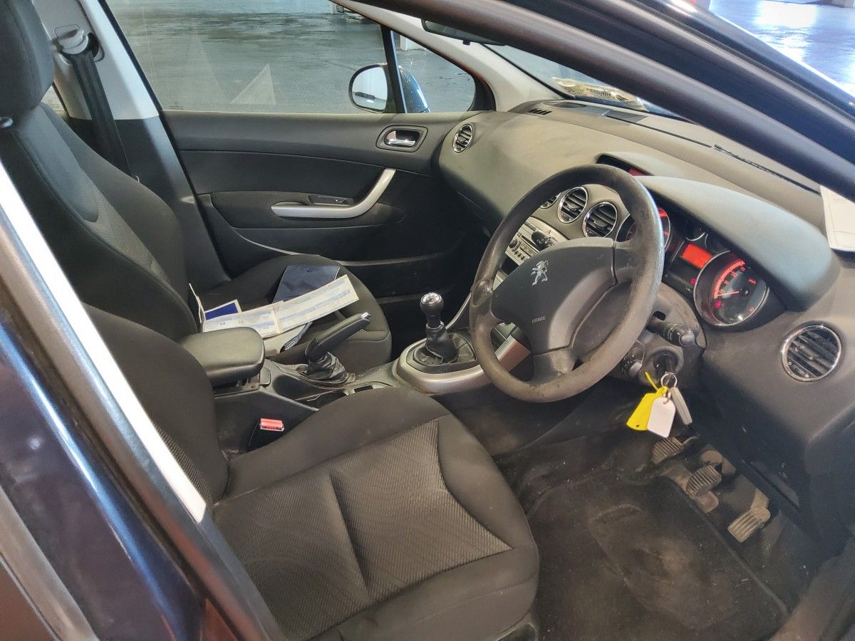 Peugeot 308 1.6 HDI 92BHP 5 dr ACCESS
