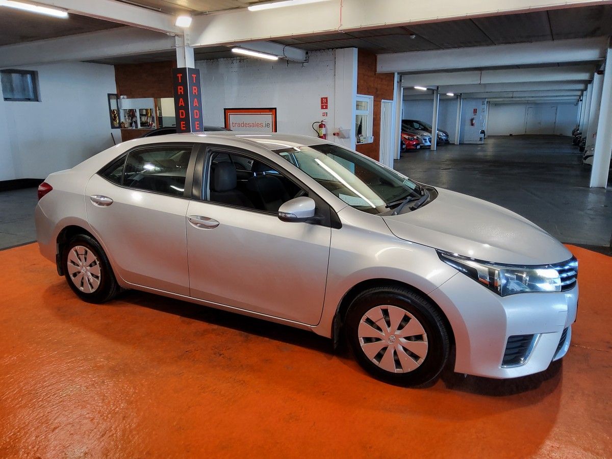 Toyota Corolla D-4D 90 (1.4) Terra