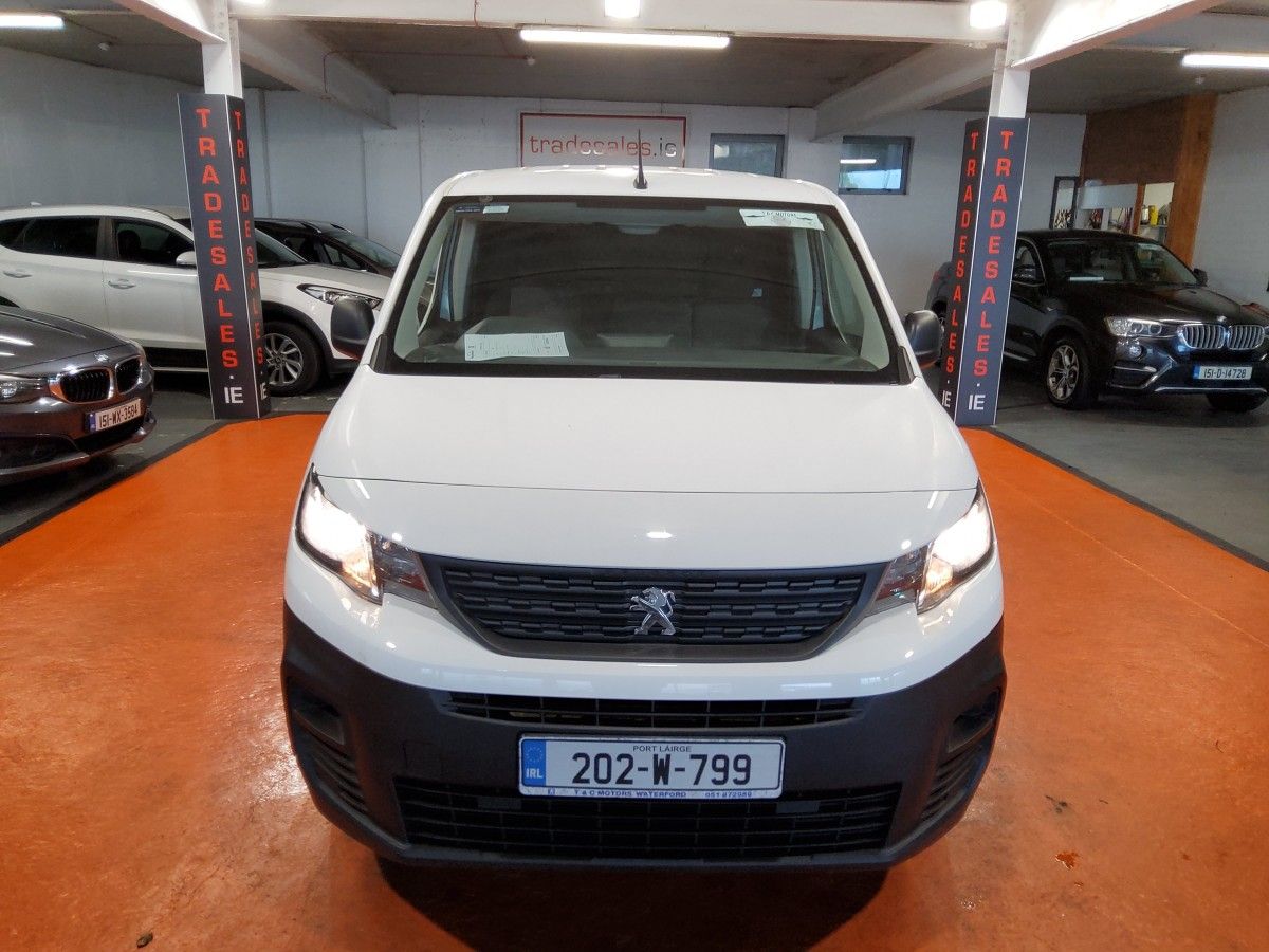 Peugeot Partner PARTNER 1.5 BLUE HDI 75 PANELL