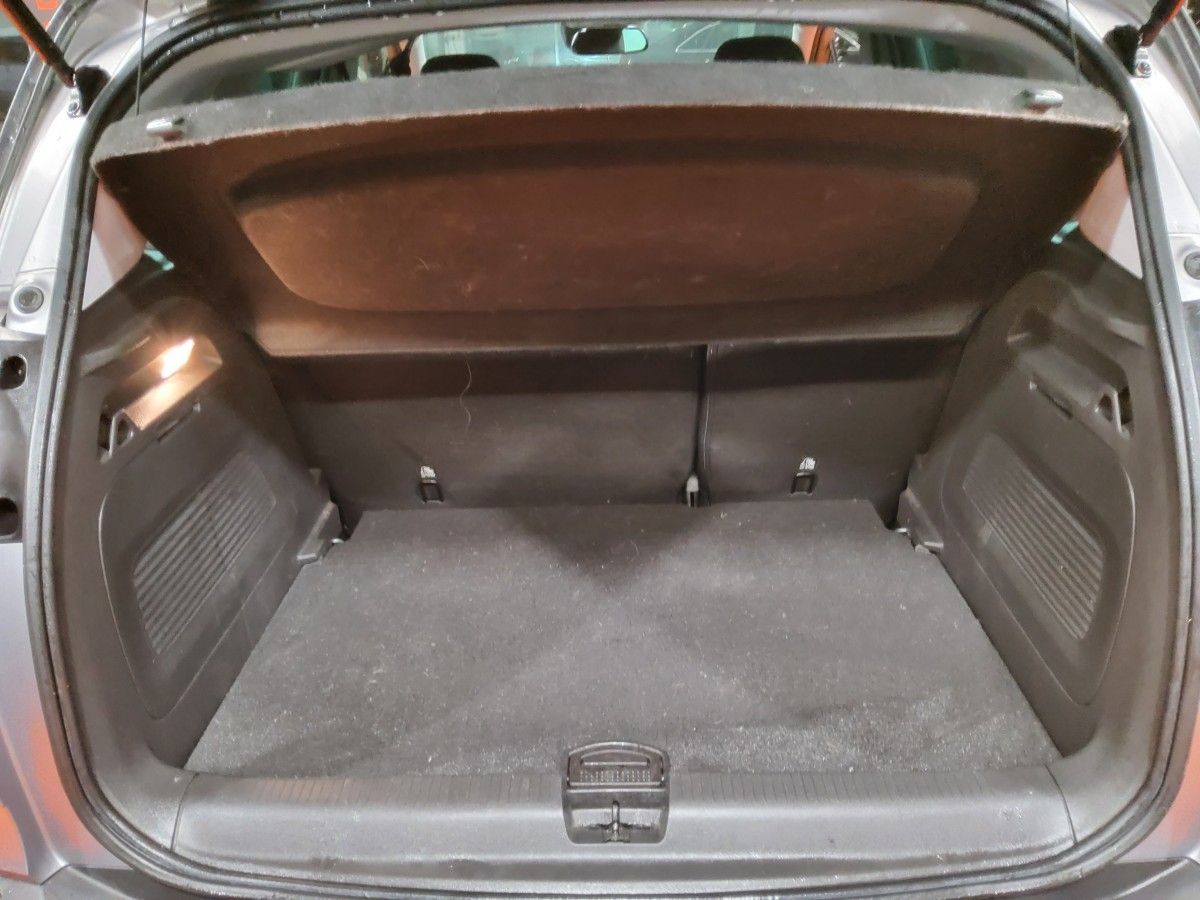 Opel Crossland X 1.2i 83PS 5 Speed SE