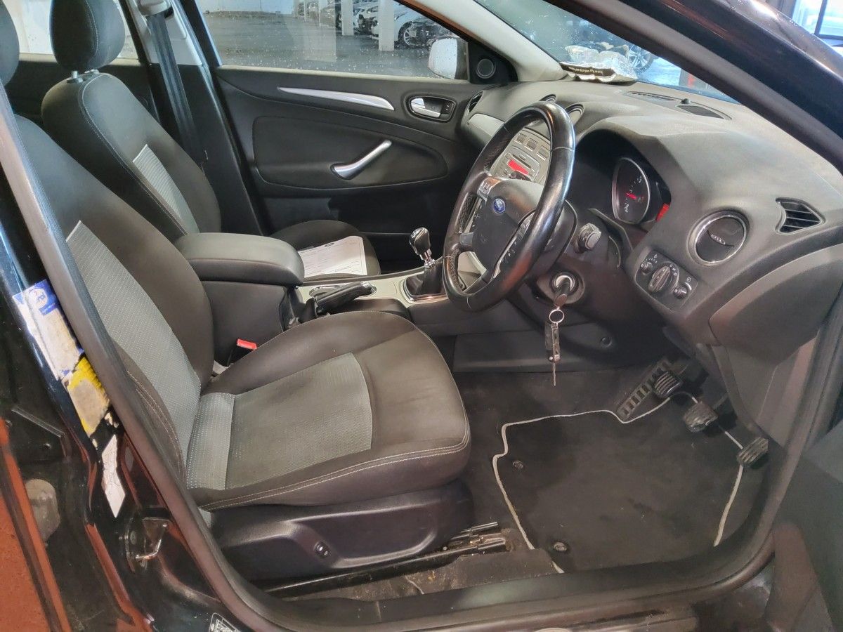 Ford Mondeo 2.0TDCi 140PS Zetec