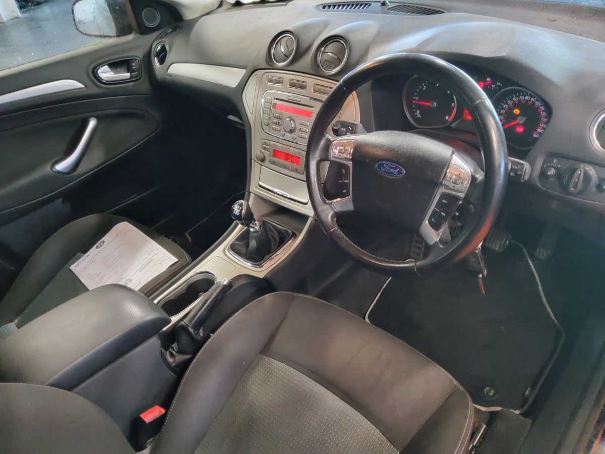 Ford Mondeo 2.0TDCi 140PS Zetec